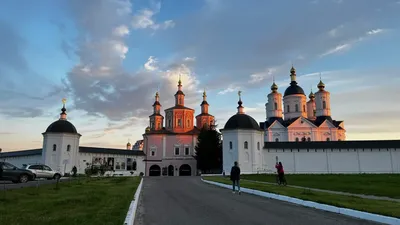Брянцев пригласили на экскурсию, посвященную истории Свенского монастыря |  РИА «Стрела»