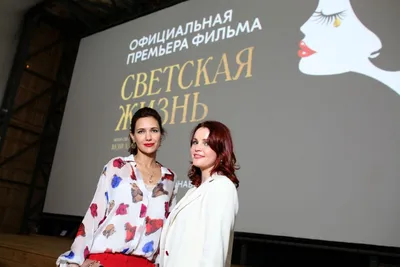 https://www.woman.ru/stars/studilina-pekla-bliny-v-mekhakh-prada-meskova-siyala-v-zolotoi-yubke-moskva-vozvrashaetsya-k-svetskoi-zhizni-id2363108/