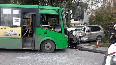 Китайский ряд, где одевались короли ночной жизни Екатеринбурга, теперь тоже  торгует Gucci и Dior