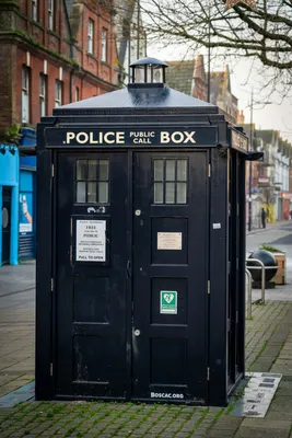 Doctor Who TARDIS Electronic Spin And Fly Vehicle | eBay