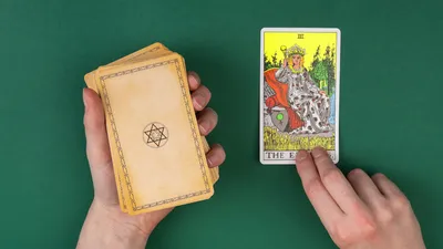 Rider-Waite Tarot Deck | The Classic Tarot Deck, Good For Beginners