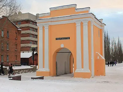 Тобольские ворота в Омской крепости | Пикабу