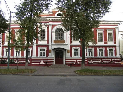 Teatro académico galiaskar kamal tatar en la calle tatarstan kazan  república de tatarstan rusia | Foto Premium