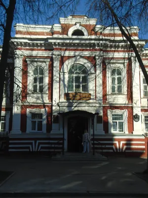 Kazán, Rusia - 18 de junio de 2021: Teatro de marionetas del estado  tártaro, Ekiyat, Kazán, Tatarstán. Es un hito de Kazan. Vista frontal del  hermoso edificio, niños Fotografía de stock - Alamy