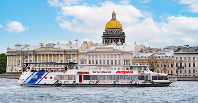 Теплоход «Москва» в Санкт-Петербурге: стоимость аренды, фото, описание