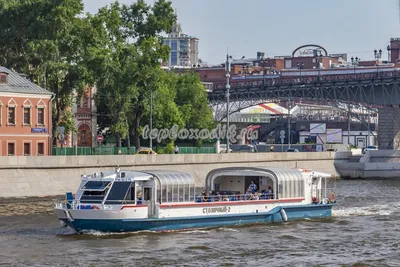 Теплоход Москва 55 в аренду в Санкт-Петербурге