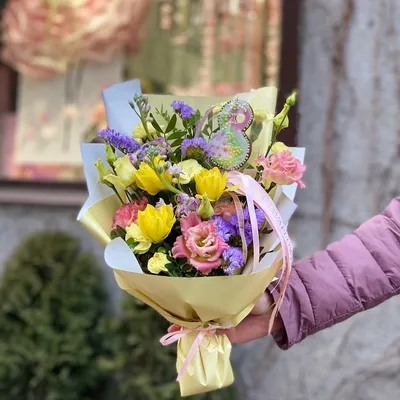 Тюльпаны и гиацинты на 8 марта за 2030 ₽ с доставкой по Москве