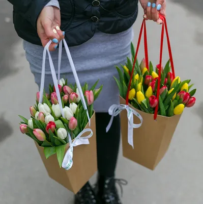 Купить Тюльпаны в вазе 3 цветка в Иркутске и Ангарске | ТД Карс