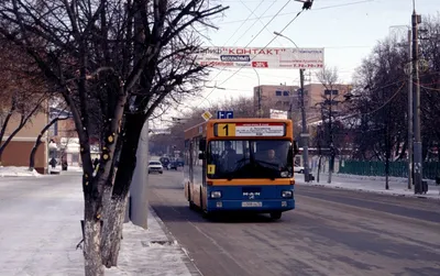 Постоянно битком наполнена»: жители Тюмени жалуются на переполненную  маршрутку № 80 - KP.RU