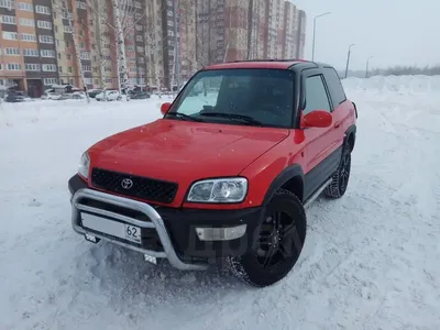 Продам Тойота РАВ4 2004 года в Новосибирске, Тойота раф 4 Диллер (Короткий 3  двери), автомат at, руль левый, серебристый, б/у, 4вд, 2 литра, джип/suv 5  дв., цена 600000 руб.
