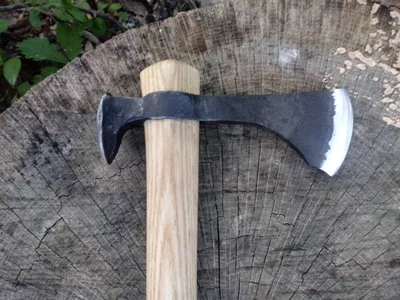 Forged Railroad Spike Tomahawk – Refiner's Forge