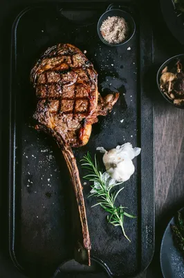 How to Cook a Perfect Tomahawk Steak