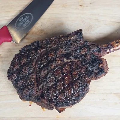 Wagyu Tomahawk Ribeye on the Goldens' Cast Iron – Heath Riles BBQ