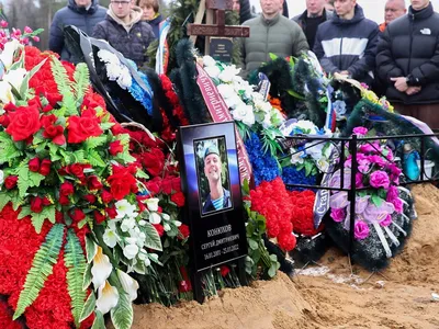 В Тверской области похоронили двух военных погибших в Украине | 08.04.2022  | Тверь - БезФормата