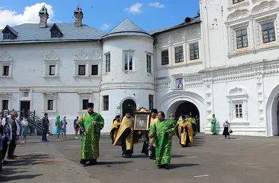 Успения Пресвятой Богородицы Трифонов монастырь. Часовня Трифона Вятского,  Вятка (Киров) (Вятка (Киров), город), фотография. интерьер и убранство  Купель на источнике