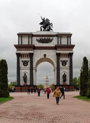 Первая в мире триумфальная арка, посвященная победе над фашизмом | Денис  Миронов | Дзен