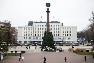 В Калининграде сняли леса с нового торгового центра на улице Черняховского