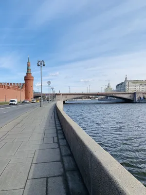 Москва: как сейчас выглядит центр города без иностранцев | Записки  путешественницы | Дзен