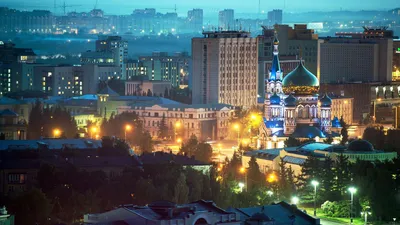 В центре Омска забил фонтан кипятка высотой в два этажа - РИА Новости,  13.05.2021