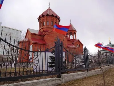 В Екатеринбурге освящен храм Армянской апостольской церкви: Политика:  Облгазета