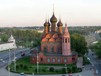 Церковь Иоанна Предтечи. Описание, фото и видео, оценки и отзывы туристов.  Достопримечательности Ярославля, Россия.