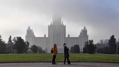 Туман в Москве в стиле Дали» — создано в Шедевруме