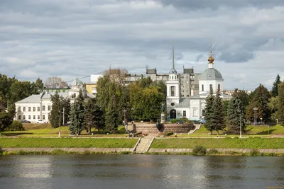 Достопримечательности Твери: Париж, Пизанская башня и Ласточкино гнездо