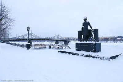 Почти Байкал: как жители Твери выходят на красивый, но опасный лед на  карьерах - МК Тверь