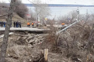 В центре Ульяновска сошел оползень - Российская газета