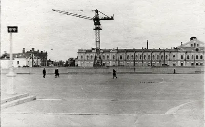 Аттракционы парка Свердлова, «Сквер трех пионеров» и площадь им. Ленина без  Дома правительства. Brandergofer: Ульяновск. Старые фотографии от 3-ей  школы Улпресса - все новости Ульяновска