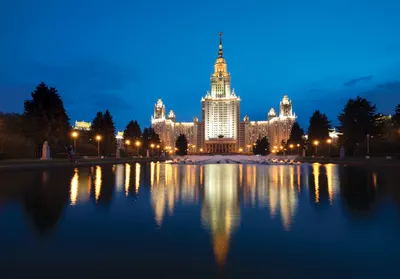 Московский государственный университет (МГУ) имени М.В.Ломоносова.