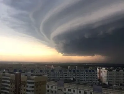 Апокалипсис на Оби и гибель \"великанов\". Как пять лет назад Барнаул пережил  страшный шторм