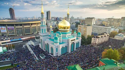 В Санкт-Петербурге сотни тысяч мусульман встретили праздник Ураза-Байрам  (фото) - Росбалт