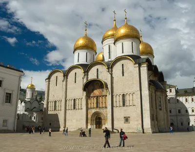 Успенский собор Московского Кремля – год создания, архитектор, фото,  история, литургии, богослужения отели | Туристер.Р