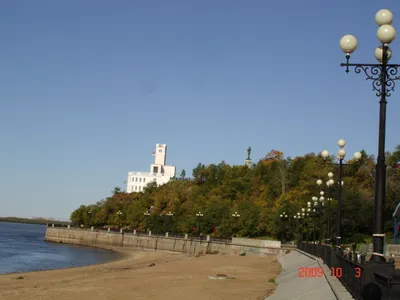 Хабаровск Православный | Жизнь в центре ЧП, или баржи на страже утеса