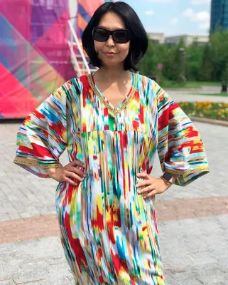 Узбекские вечерние наряды для особенных дам
