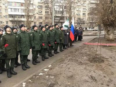 В Волгограде увековечили память полковника железнодорожных войск Александра  Сенченко