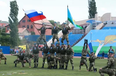 В центре Рязани состоялся праздник в честь Дня ВДВ | 02.08.2023 | Рязань -  БезФормата