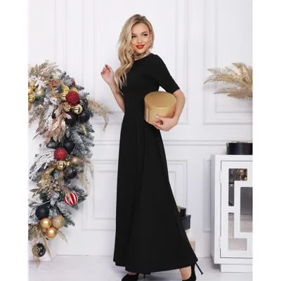 Черное платье на фото в стиле glamour