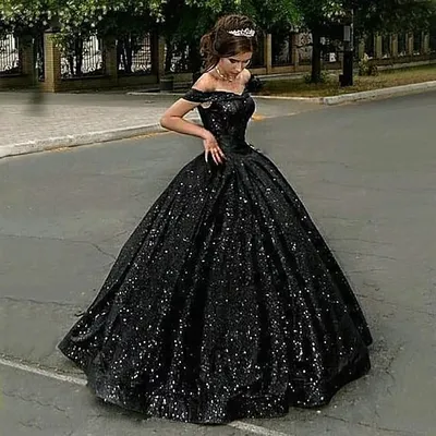 Изысканные вечерние платья для особых случаев