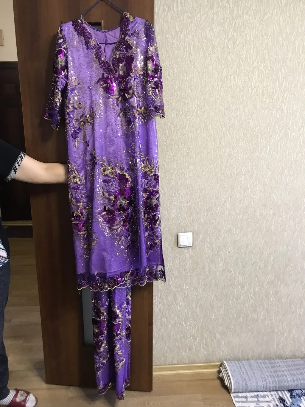 Наслаждайтесь красотой брендовых вечерних платьев: фото и картинки Наслаждайтесь красотой брендовых вечерних платьев: фото и картинки