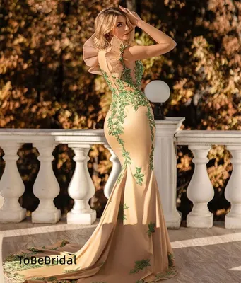 Шикарные вечерние платья на фото