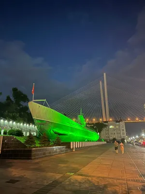 Вечерняя морская прогулка \"Мосты Владивостока\" во Владивостоке 13 августа  2022 в Владивосток