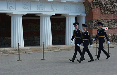 Вечный огонь - символ памяти: величественные мемориальные комплексы