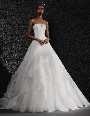 Свадебные наряды Vera Wang на фото: роскошь и изысканность для невесты