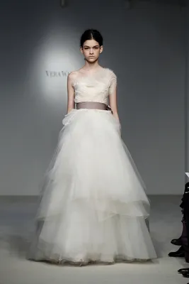 Невероятная коллекция свадебных платьев Vera Wang в JPG формате