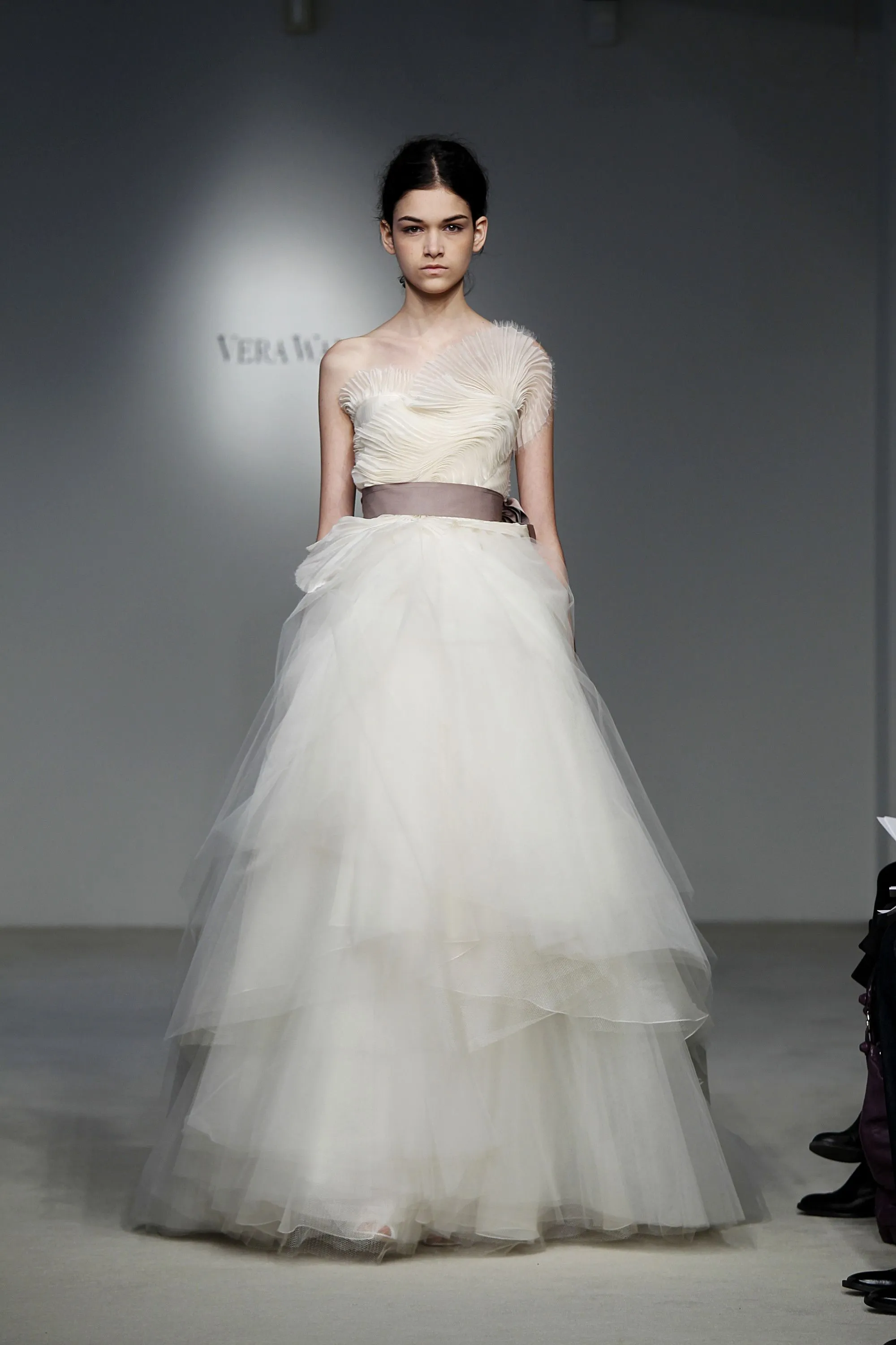 Невероятная коллекция свадебных платьев Vera Wang в JPG формате Невероятная коллекция свадебных платьев Vera Wang в JPG формате