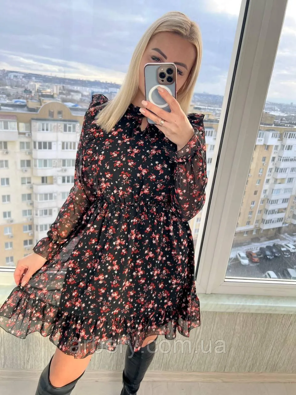 Весенние платья для девушек и женщин Весенние платья для девушек и женщин