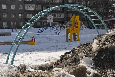 Russia, Novosibirsk, Spring, Pervomaysky Square / Россия, Новосибирск, Весна,  Первомайский сквер | Mapio.net