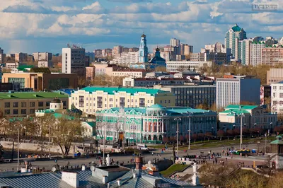 File:Вид-на-Эльмаш-Екатеринбург.JPG - Wikimedia Commons